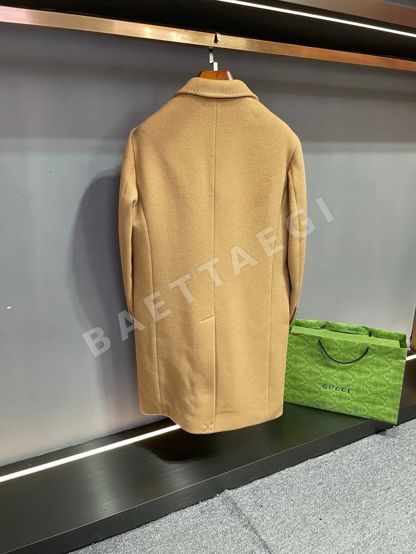 버버리 캐시미어 노치드 라펠 남성 자켓 상세 이미지 2