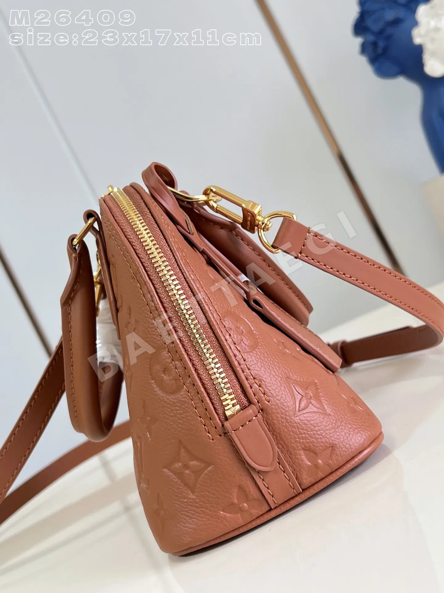 루이비통 M26409 브라운 알마 핸드백 BB 모노그램 상세 이미지 4
