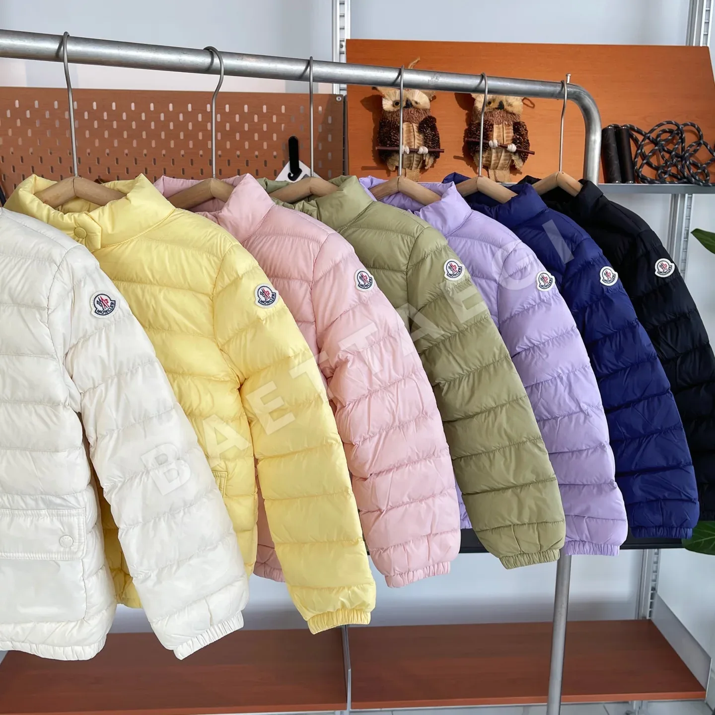 몽클레르 키즈 경량 다운 자켓 상세 이미지 3