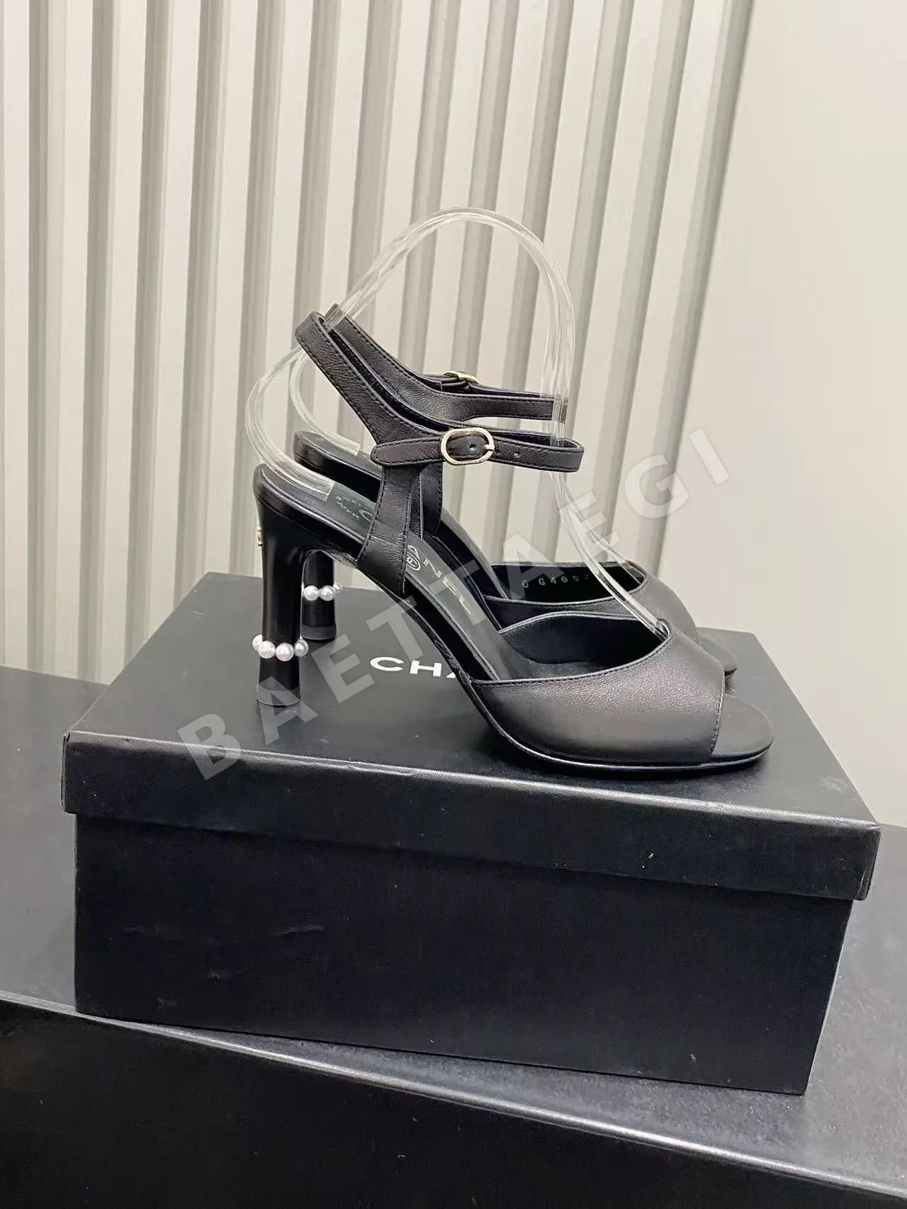 샤넬 스몰 피쉬토 진주 하이힐 55465