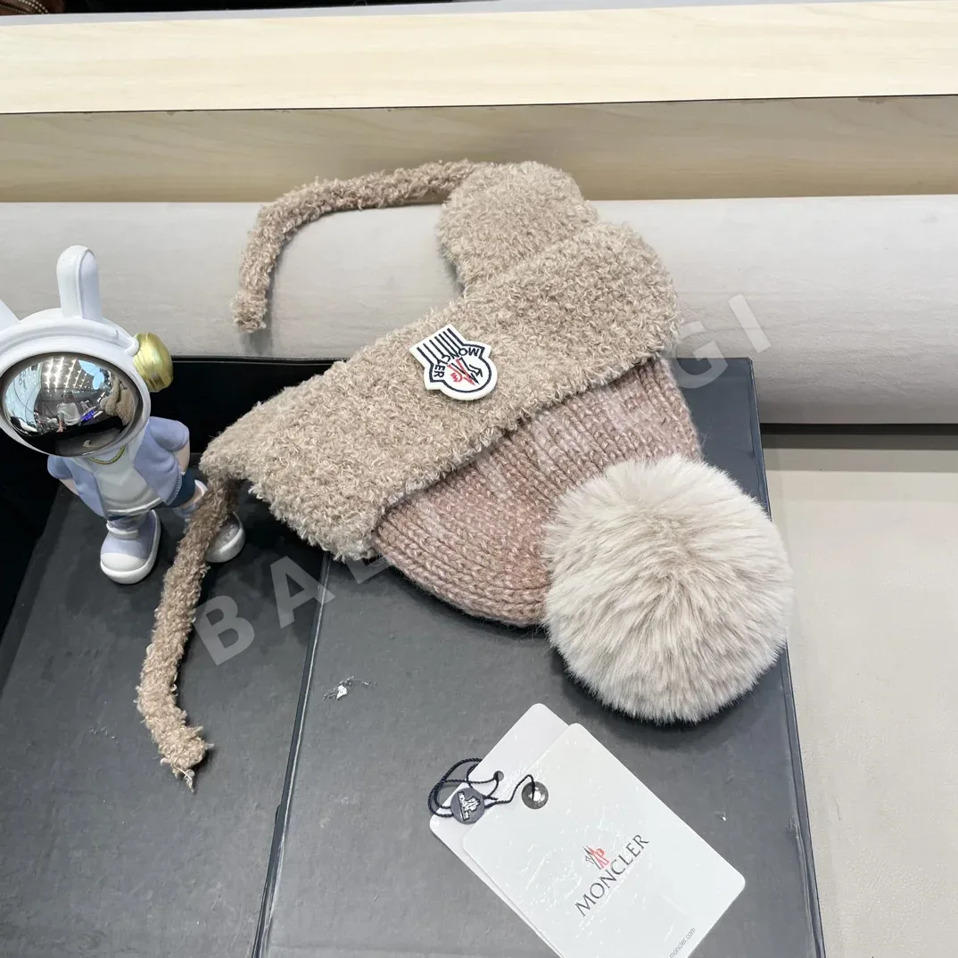 몽클레르 가죽 플리스 귀 보호 모자 상세 이미지 6