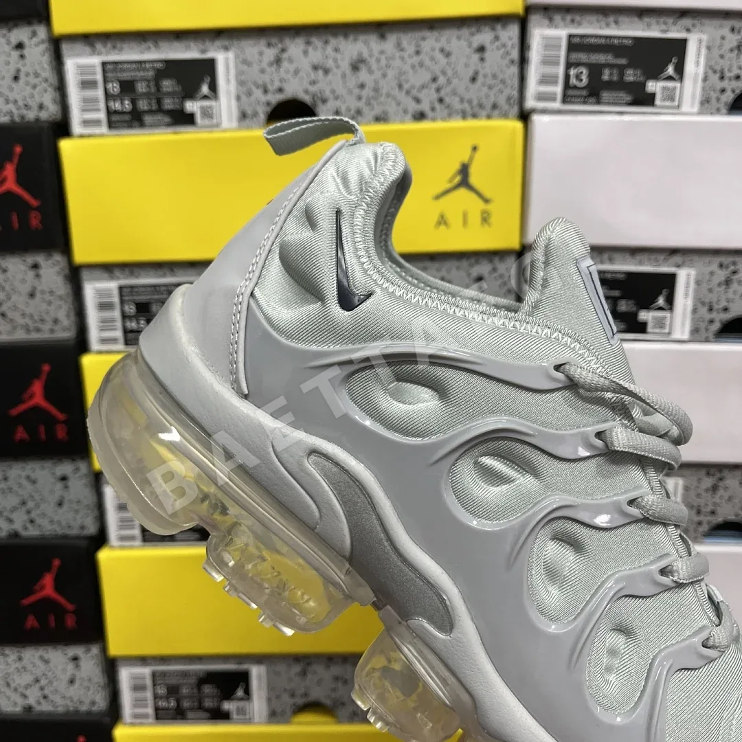 나이키 [OT] 에어 베이퍼맥스 플러스 924453-005 201580 Nike Air VaporMax Plus Cool Grey 상세 이미지 2