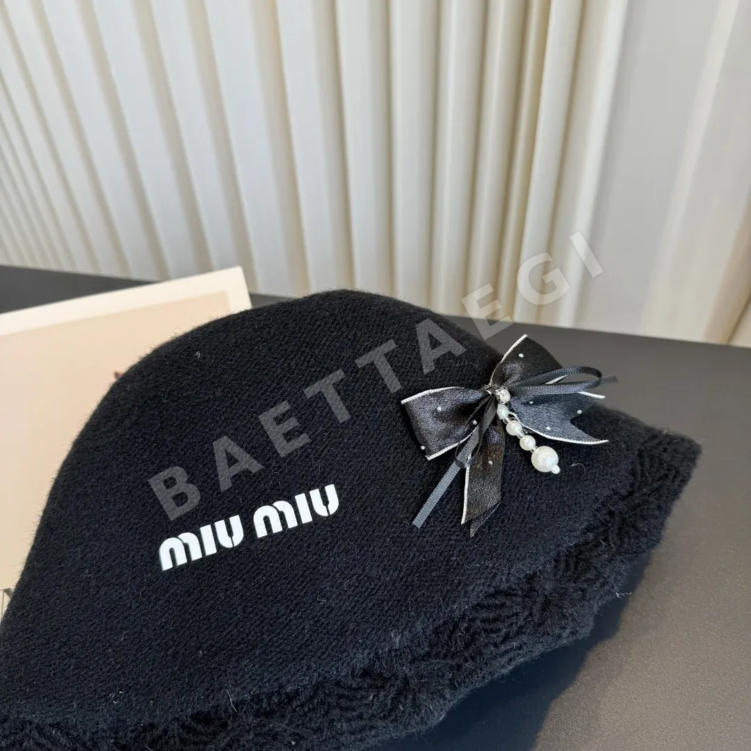 미우미우 모자 185762 Miu Miu Cap 상세 이미지 6