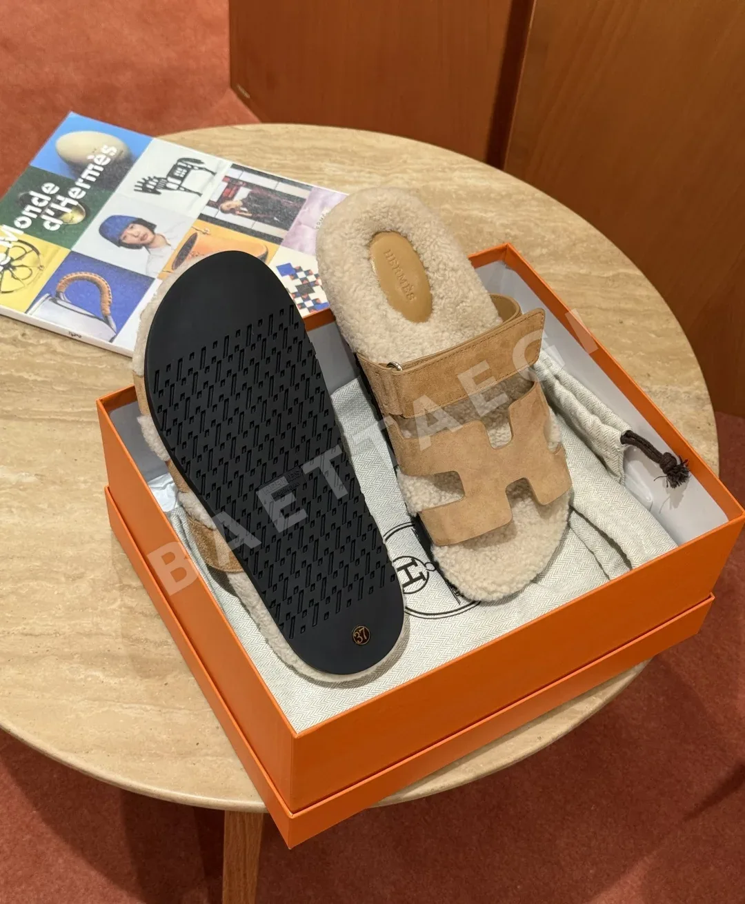 에르메스 시프르 샌들 밀크티 램스킨&스웨이드 상세 이미지 6