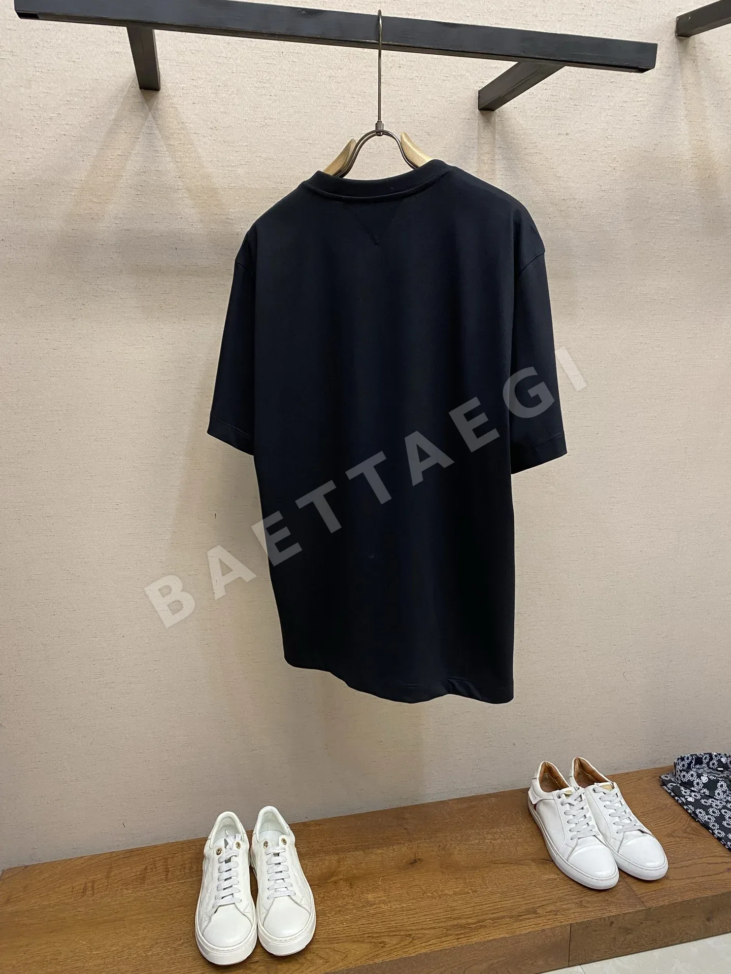 보테가베네타 추상 얼굴 프린트 코튼 반팔 티셔츠 상세 이미지 2