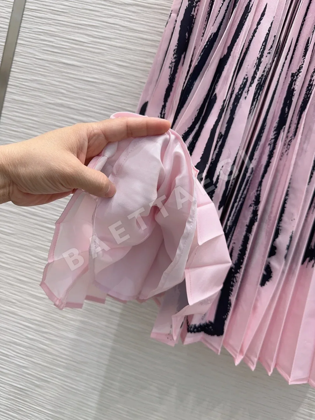 디올 테크니컬 패브릭 여성 원피스 상세 이미지 5