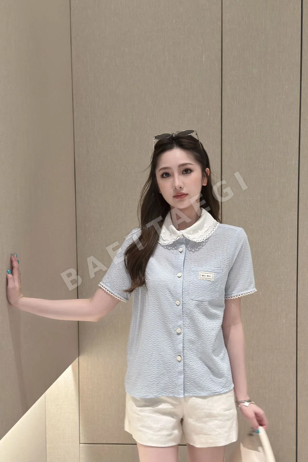 미우미우 레이스 카라 반팔 셔츠 상세 이미지 3