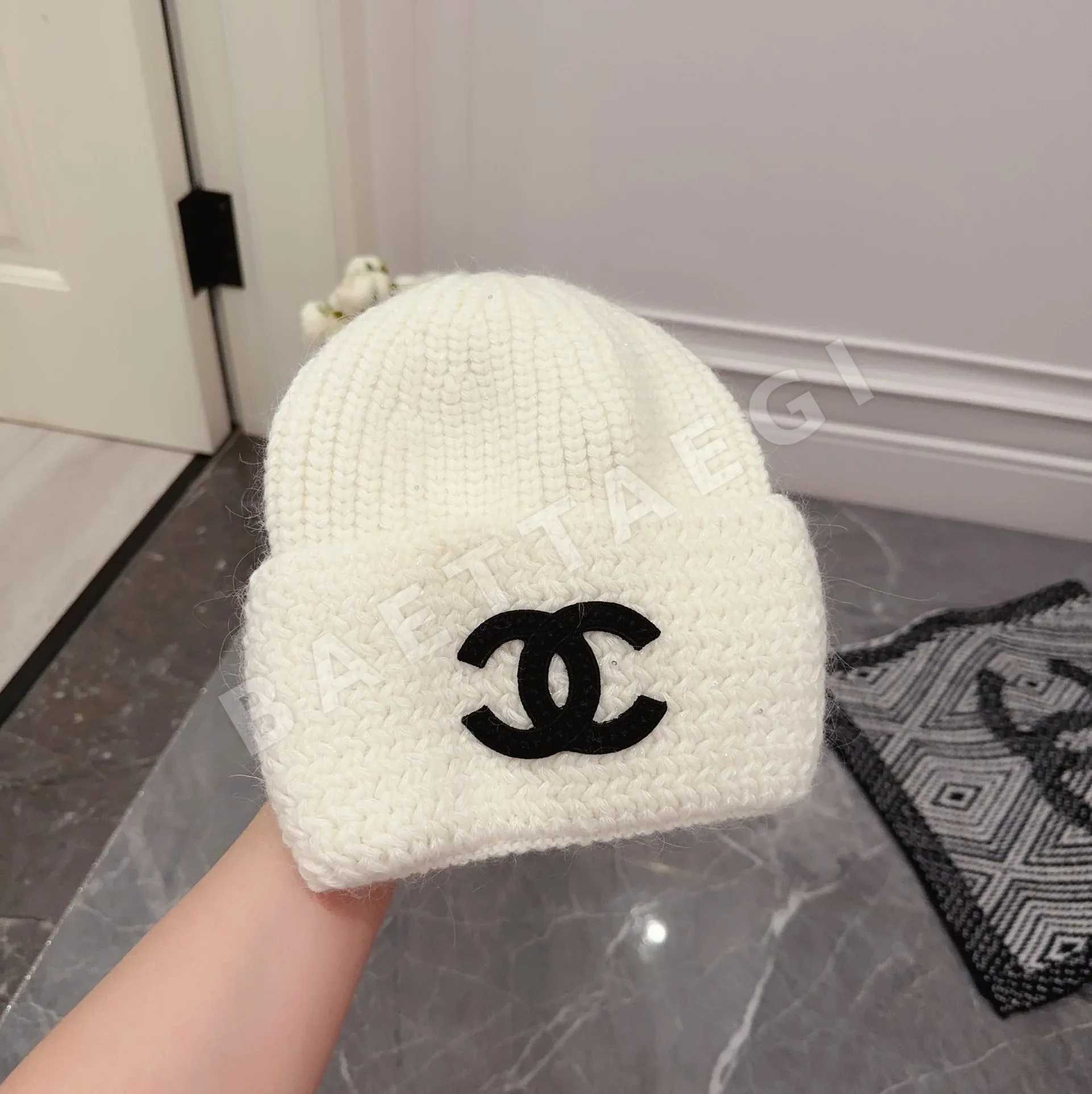 미우미우 모자 79435 Miu Miu Cap 상세 이미지 8