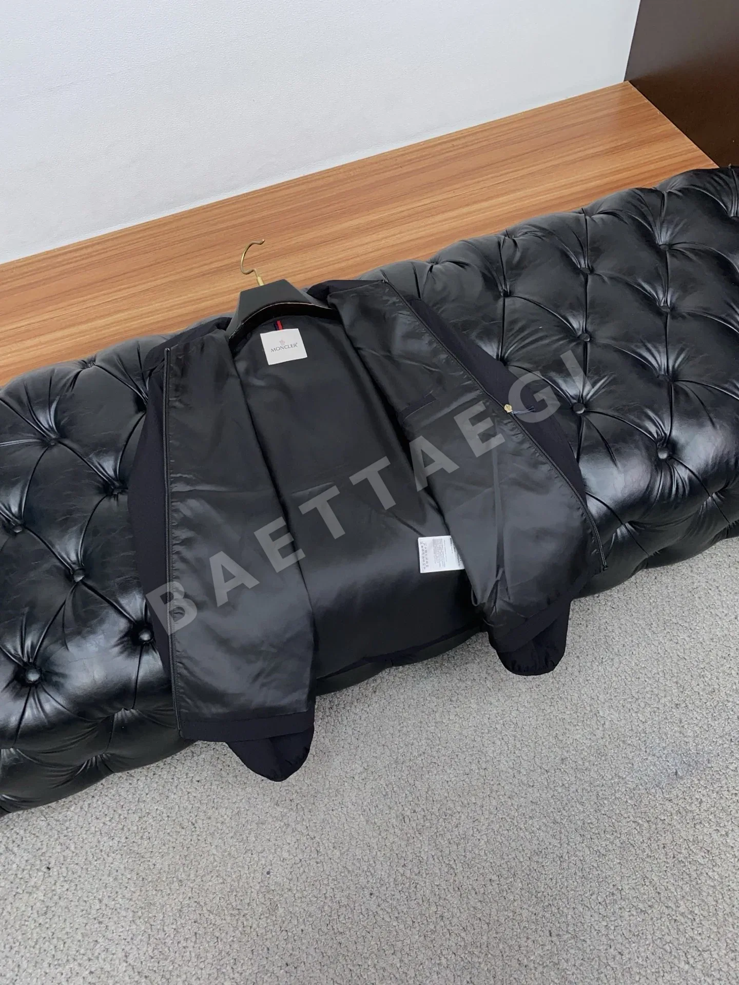 몽클레르 프린트 카라 자켓 상세 이미지 7