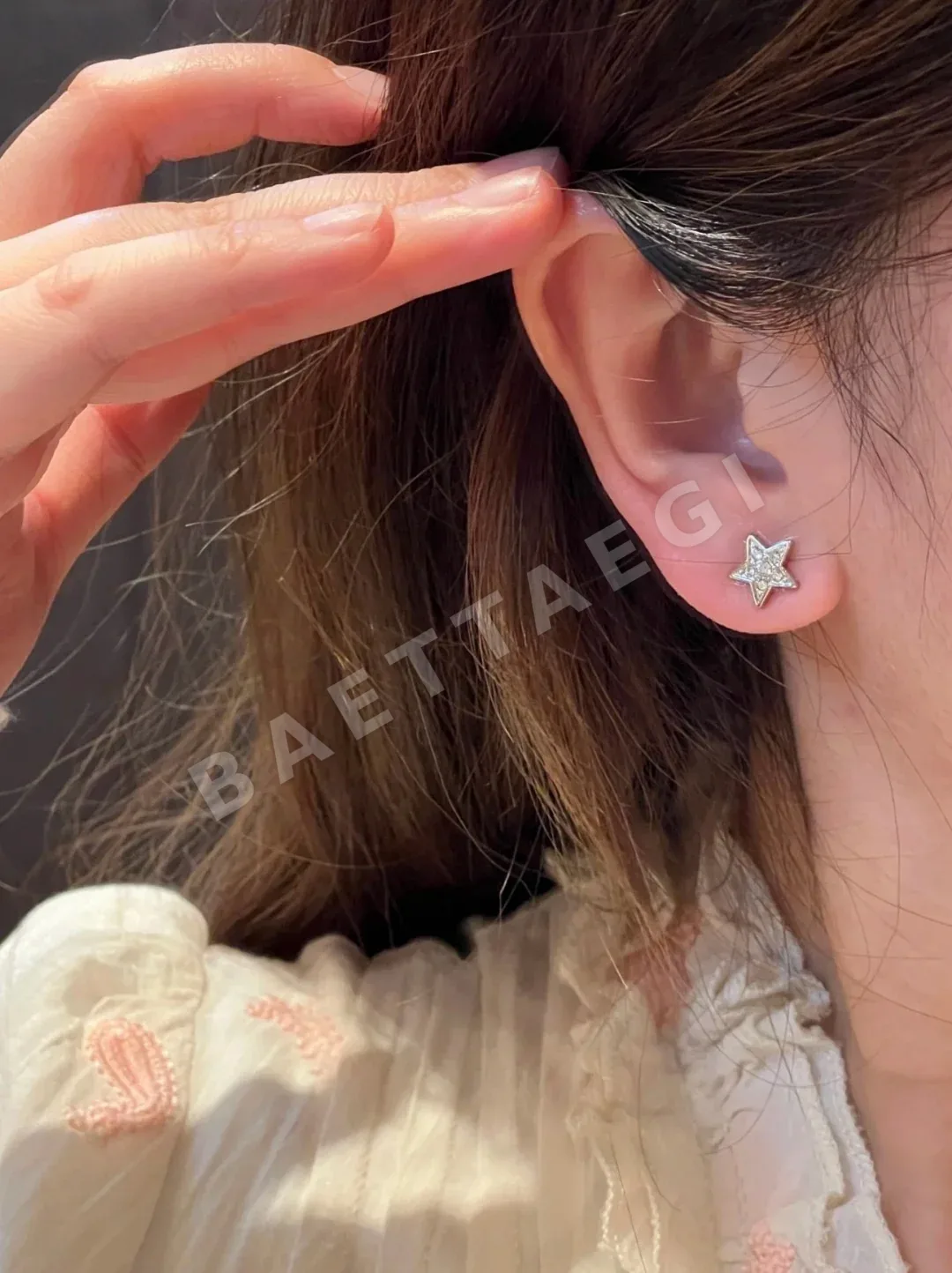 샤넬 카멜리아 스타 더블 C 귀걸이 3종 세트 상세 이미지 3