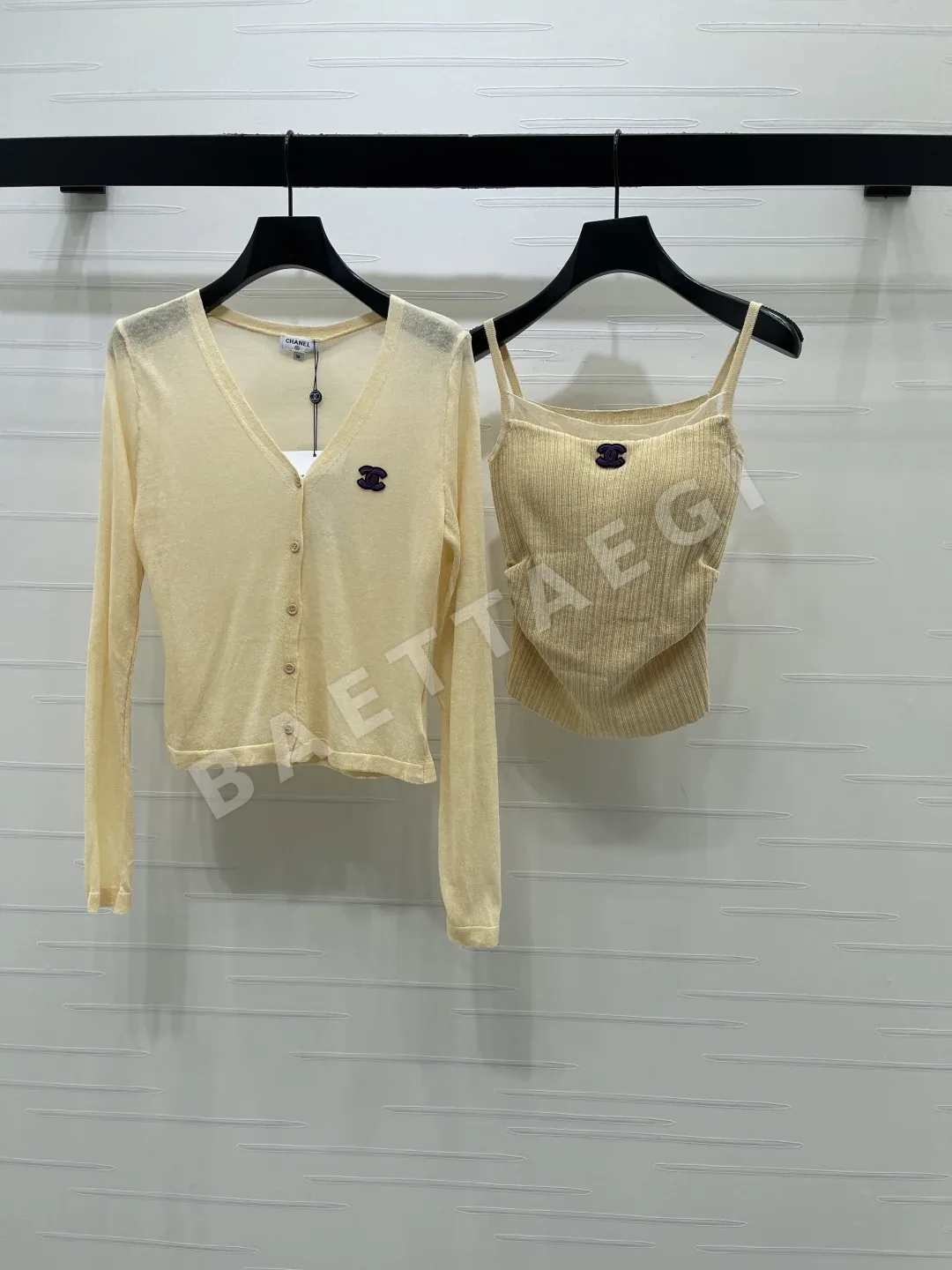 샤넬 더블 C 로고 여성 반팔 티셔츠 103894
