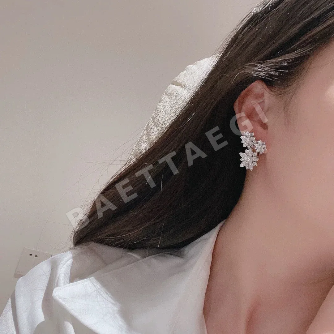 반클리프앤아펠 스리 로터스 스털링 실버 귀걸이 상세 이미지 8