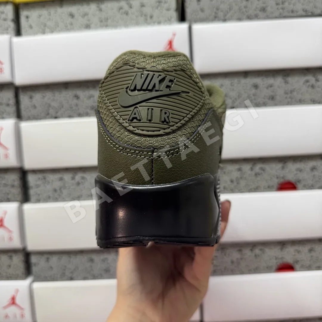 나이키 [XY] 에어 맥스 90 HQ3828-200 201054 Nike Air Max 90 Reflective Swoosh Medium 상세 이미지 7