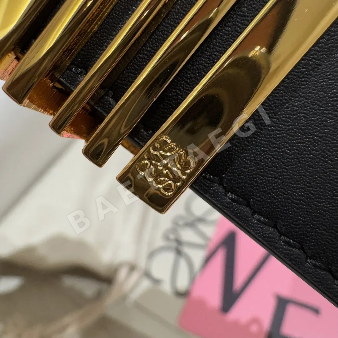로에베 아나그램 버클 송아지가죽 벨트 상세 이미지 9