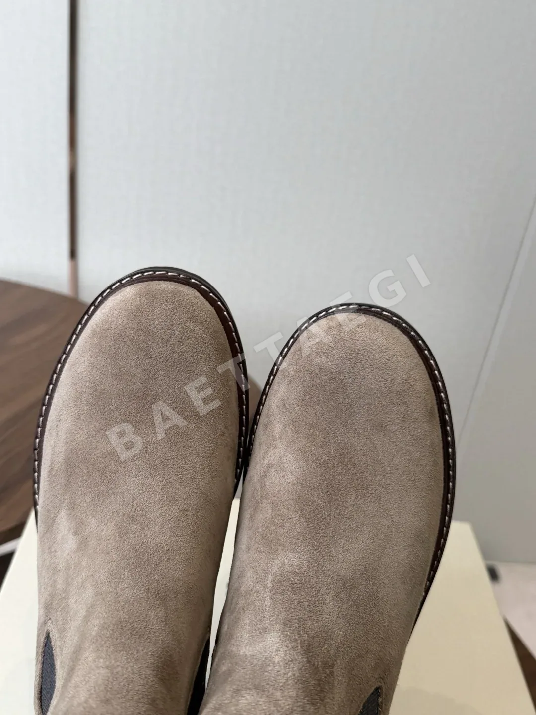 브루넬로쿠치넬리 다이아몬드 장식 미드카프 부츠 상세 이미지 6