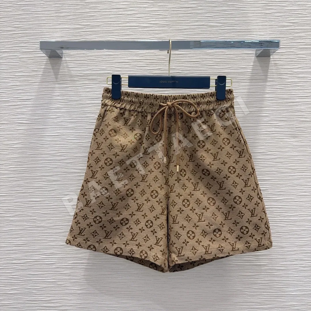 루이비통 크루넥 티셔츠 자카드 반바지 세트 상세 이미지 2