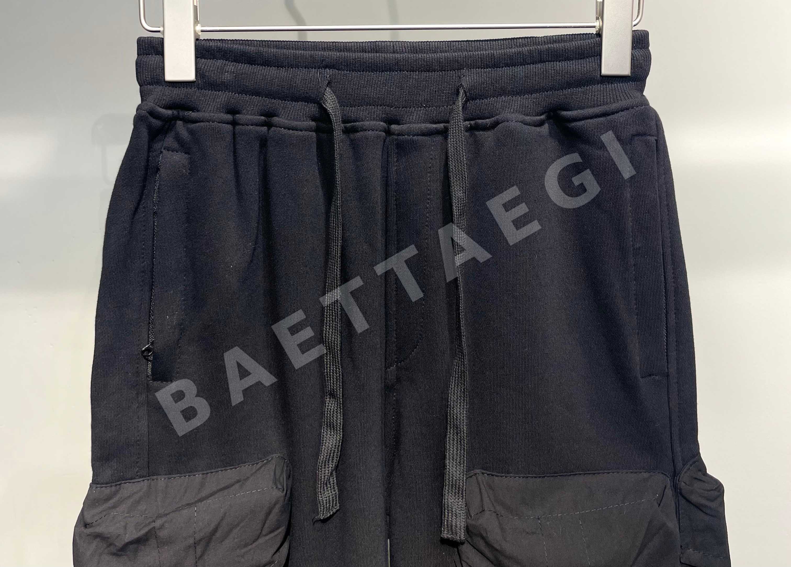 스톤아일랜드 멀티포켓 카고 반바지 상세 이미지 4