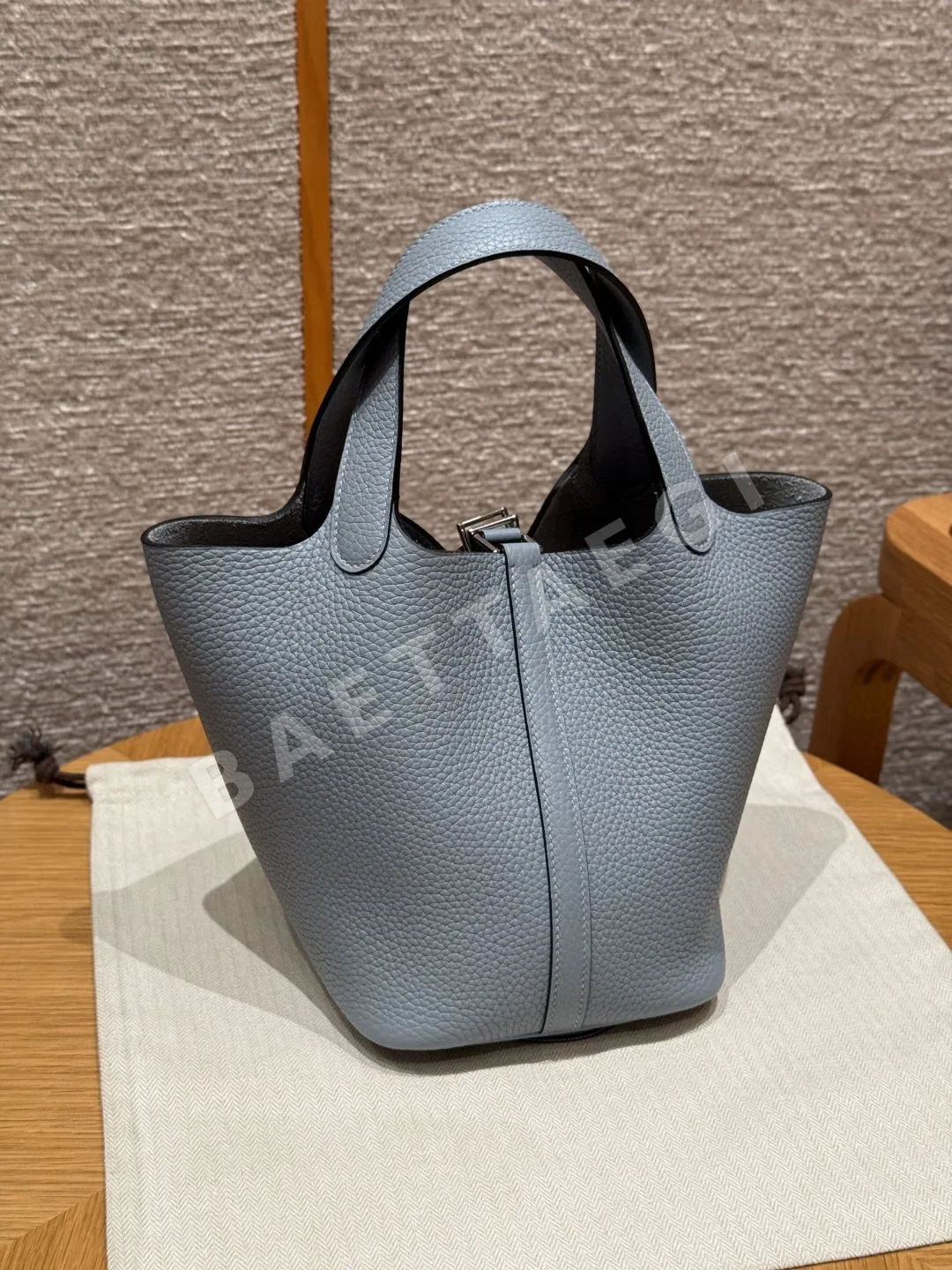 에르메스 피코탄 락 18 cm 가방 상세 이미지 2