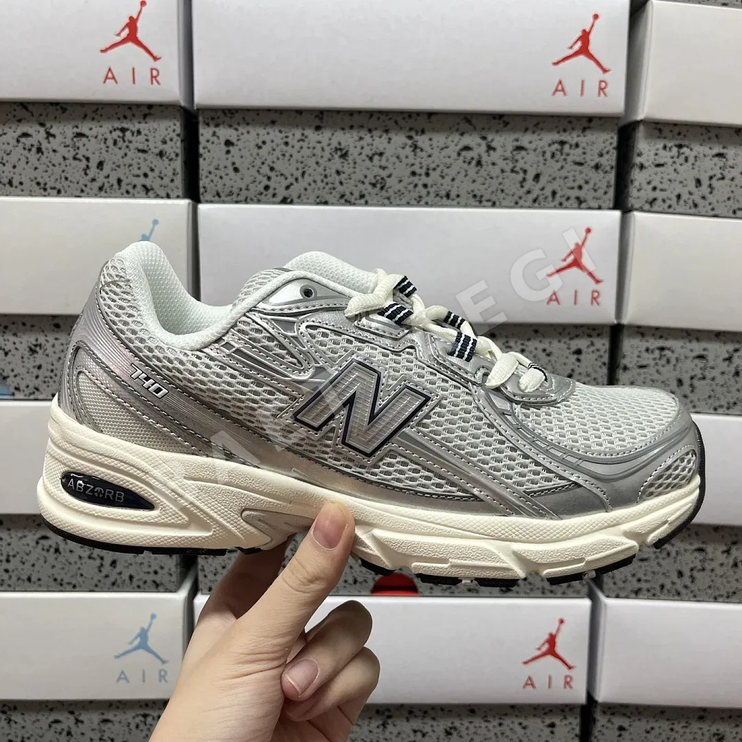 뉴발란스 [XY] 740v2 U740GC2 202056 New Balance 740v2 Concord Grape 상세 이미지 8