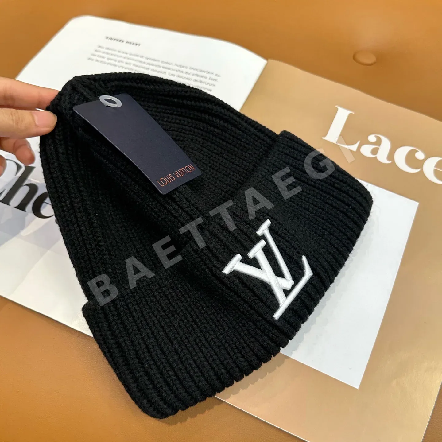 루이비통 LV 로고 니트 비니 모자 상세 이미지 7