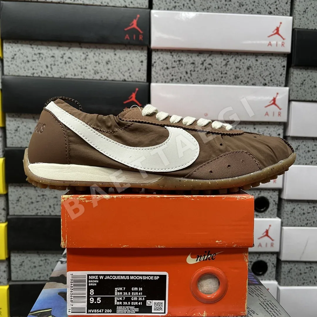 나이키 [YJ] HV8547-200 201603 Nike Moon Shoe SP Jacquemus Fauna Brown