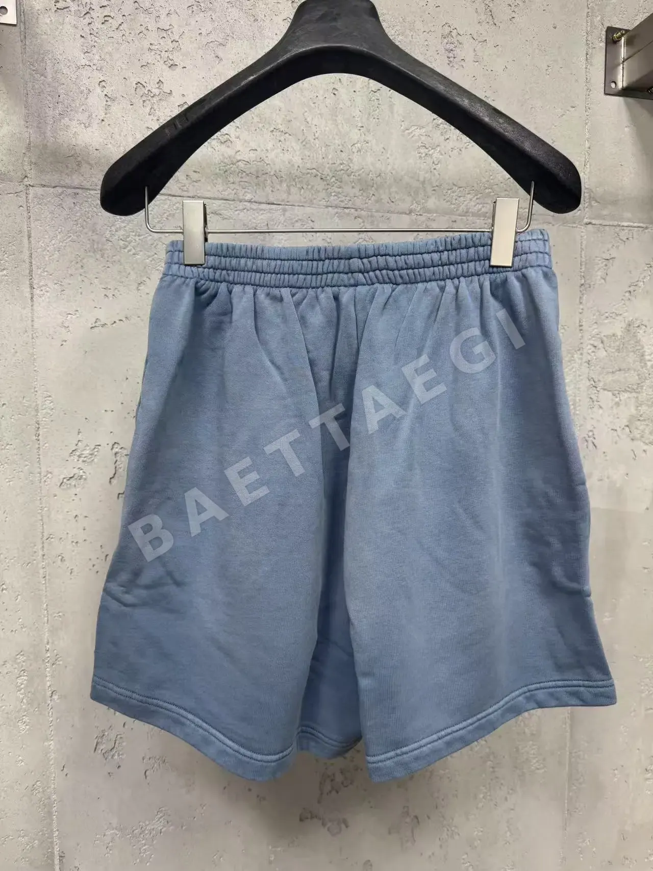 발렌시아가 남성 바지 상세 이미지 2