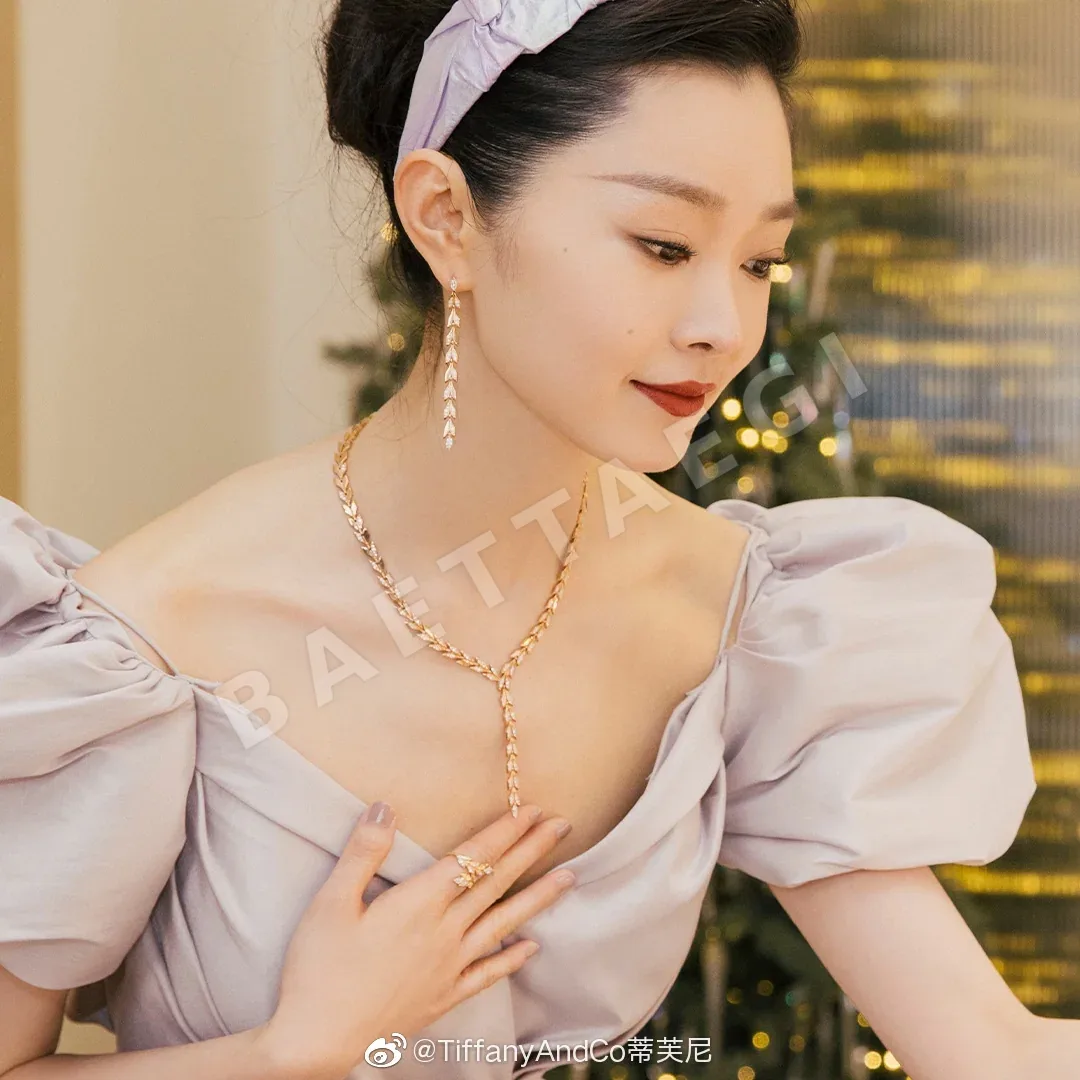 티파니 페이퍼 플라워 리프 태슬 귀걸이 상세 이미지 3