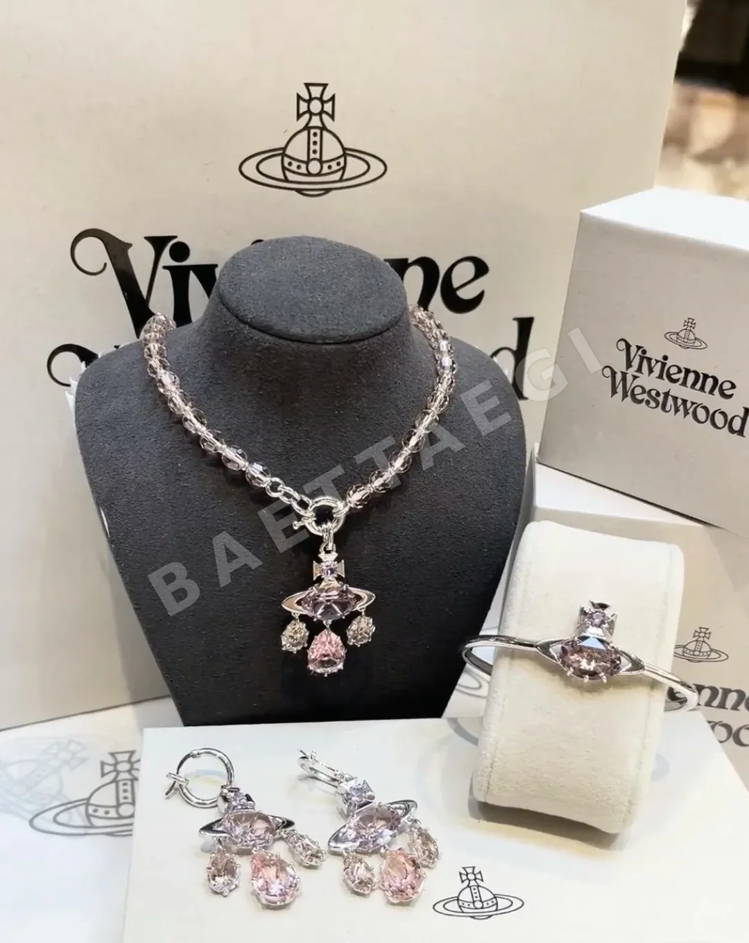 비비안웨스트우드 목걸이 65116 Vivienne Westwood Necklace 상세 이미지 1