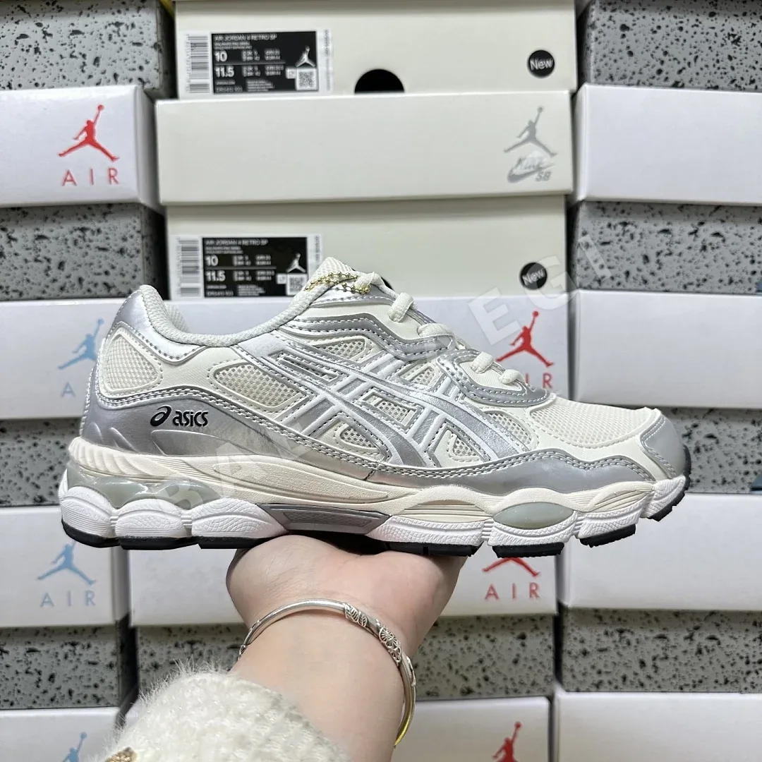 아식스 [WZ] 젤 NYC 1203A805-101 200380 Asics Gel-NYC Cream Pure Silver 상세 이미지 4