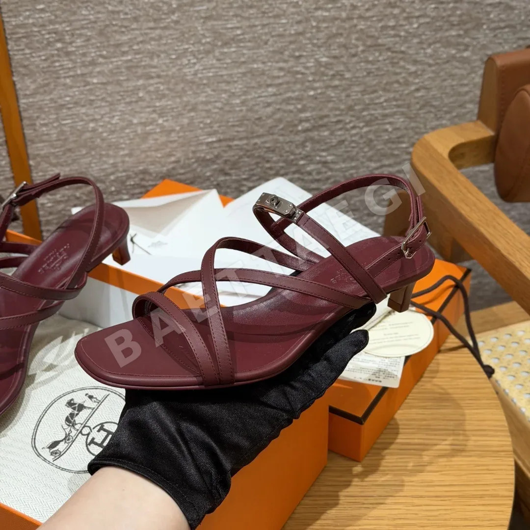 에르메스 뮤즈 40 샌들 레드 가죽 상세 이미지 8