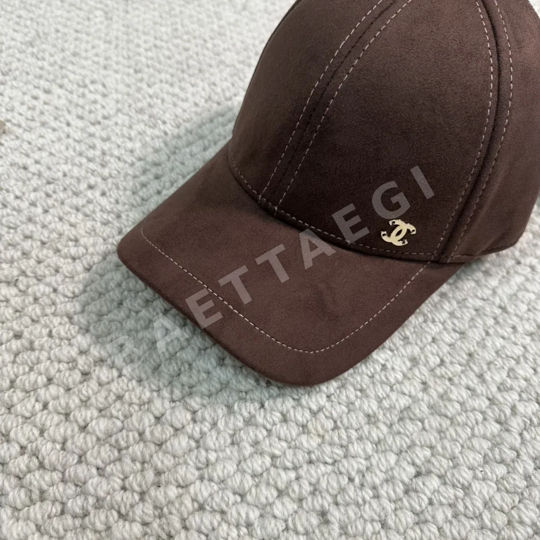 샤넬 기모 베이스볼 캡 상세 이미지 3