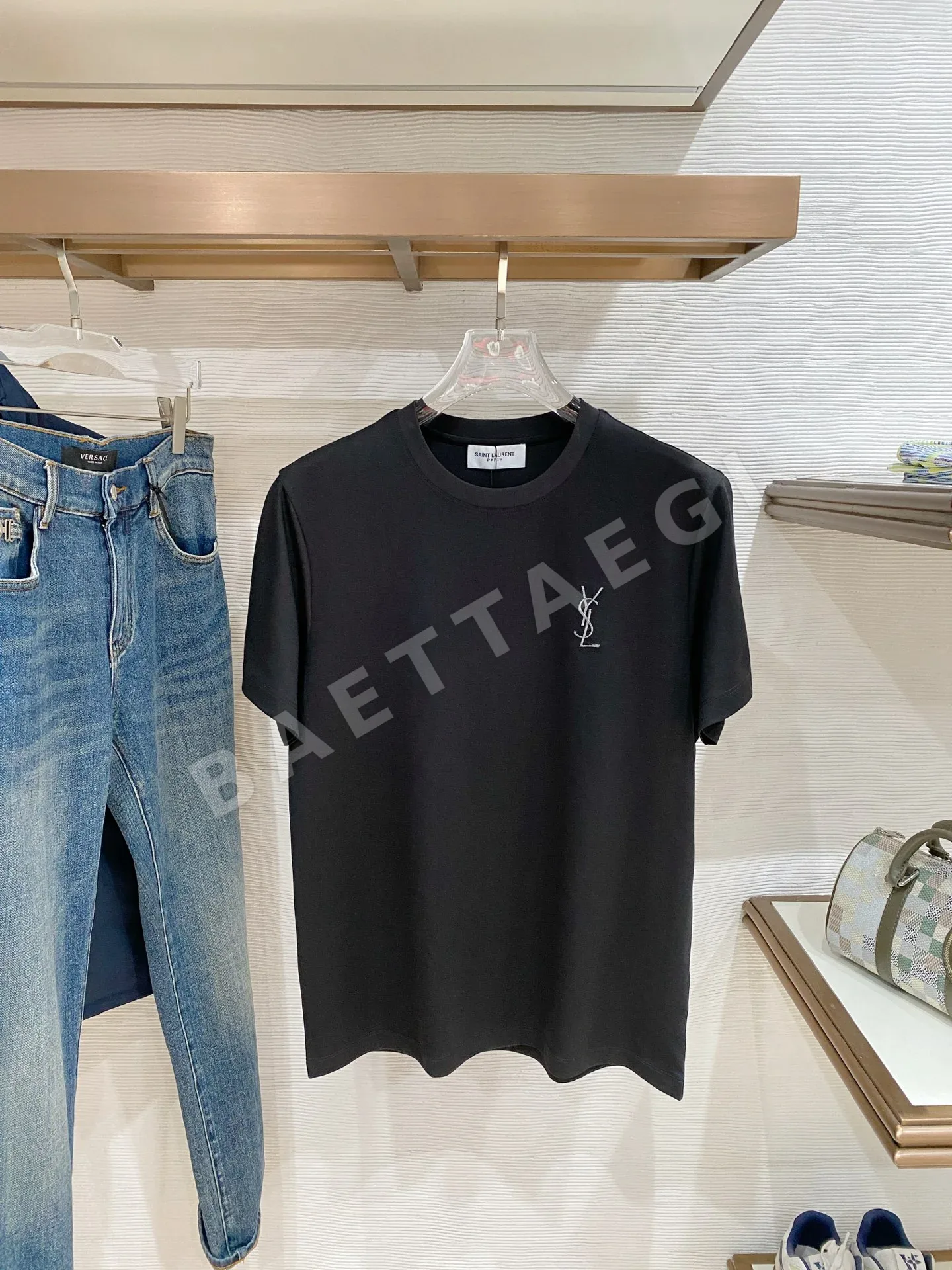 생로랑 라운드넥 반팔 티셔츠 127382