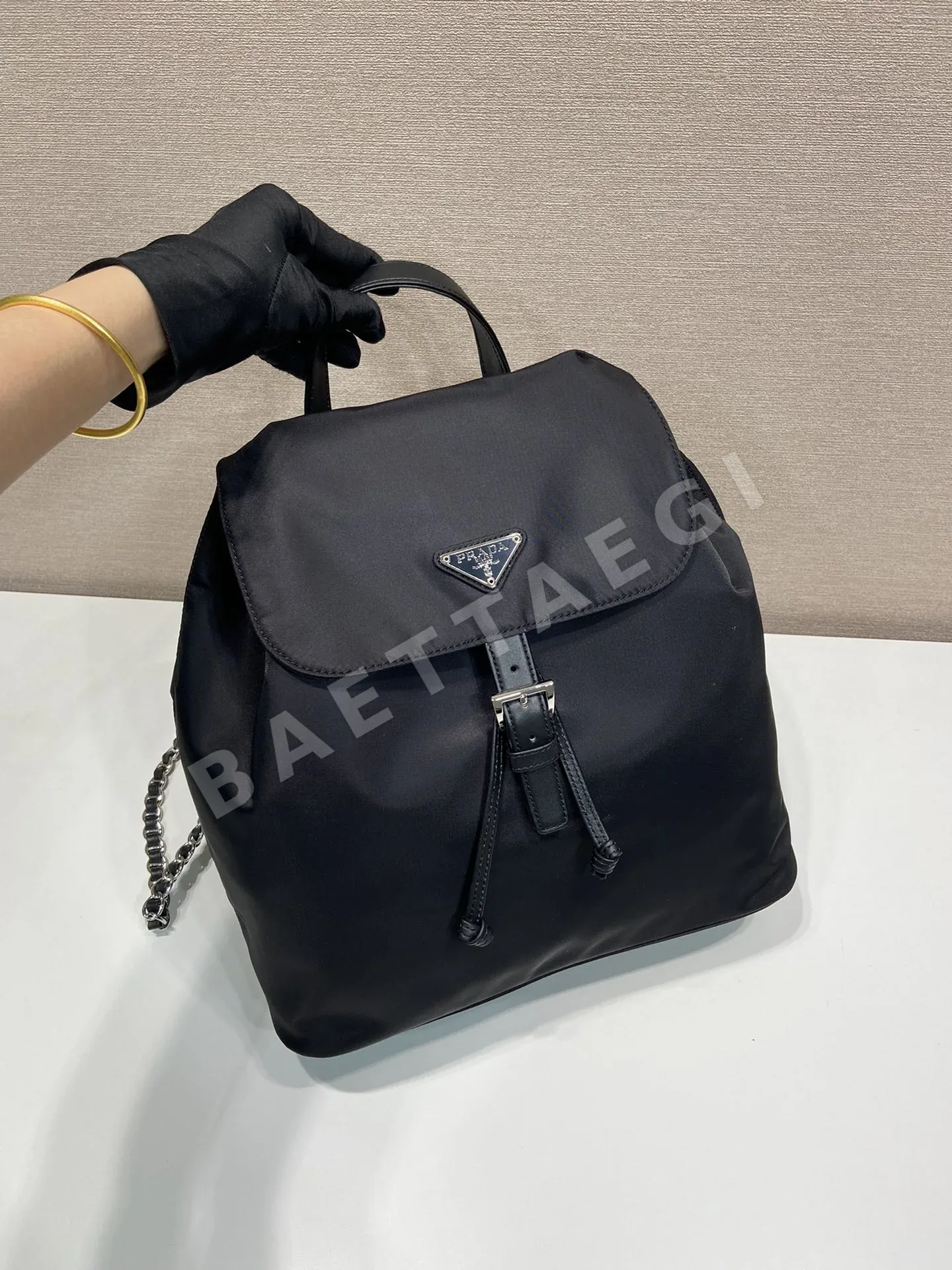 프라다 나일론 카프스킨 백팩 1BZ830 상세 이미지 2