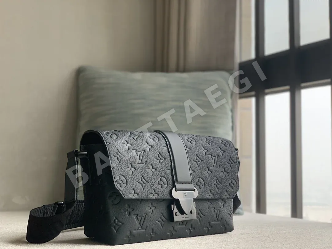 루이비통 S-케이프 모노그램 메신저백 M23741 상세 이미지 2