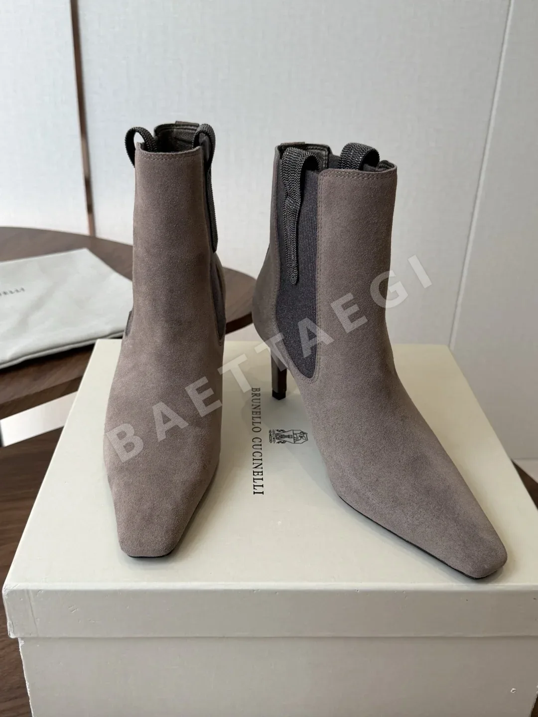 브루넬로쿠치넬리 미드카프 하이힐 부츠 상세 이미지 4