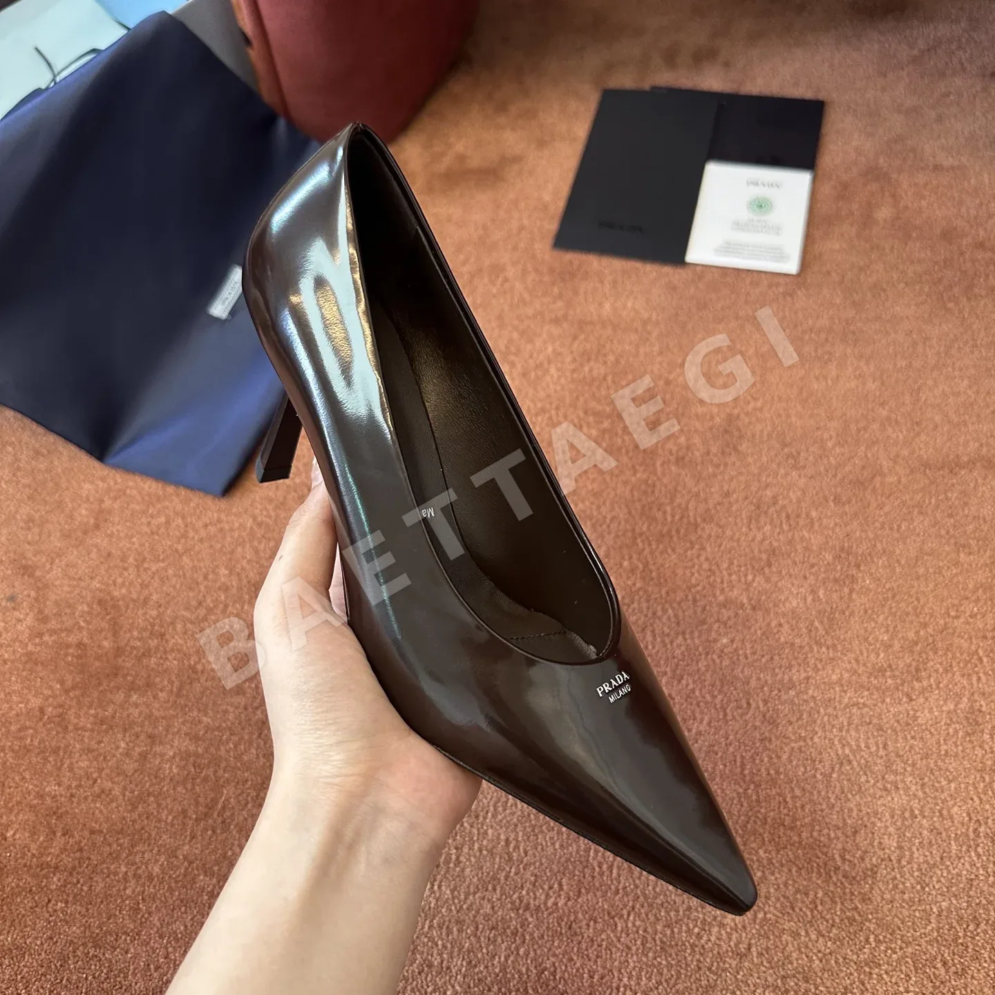 프라다 3D 프린트 자수 샌들 상세 이미지 3
