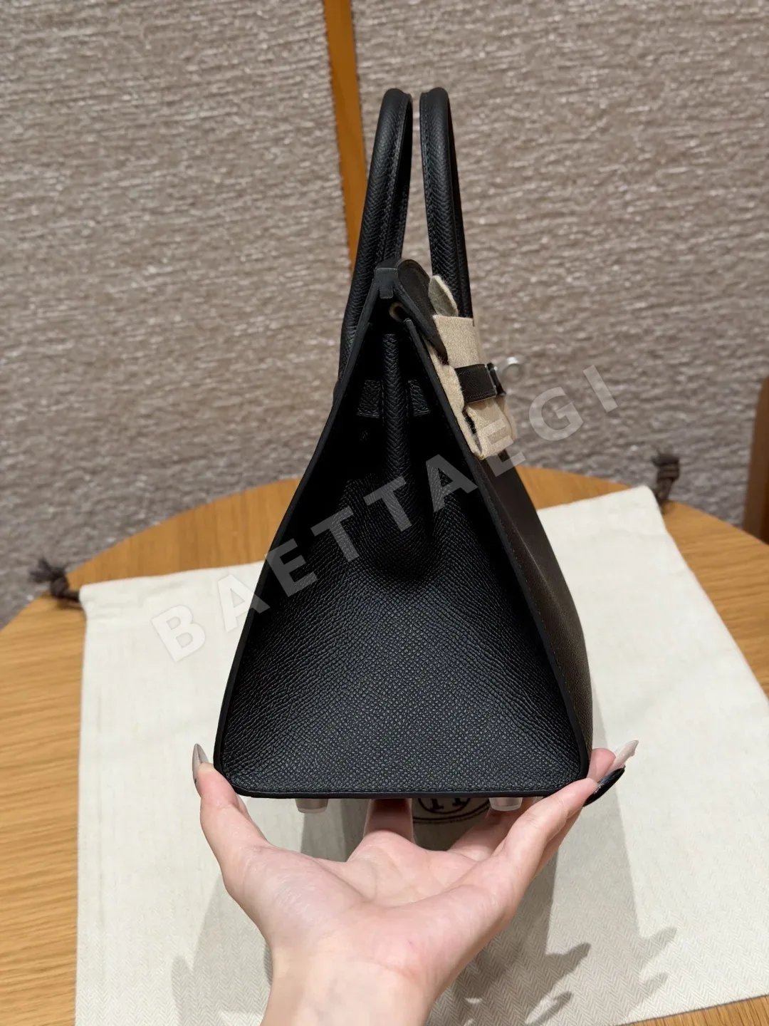 에르메스 버킨 25 블랙 엡솜 가죽 가방 상세 이미지 3