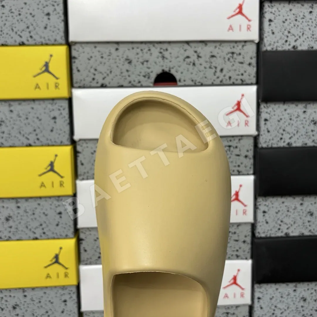 아디다스 [LW] 이지 슬라이드 FW6344 200633 Adidas Yeezy Slide Desert Sand 상세 이미지 7