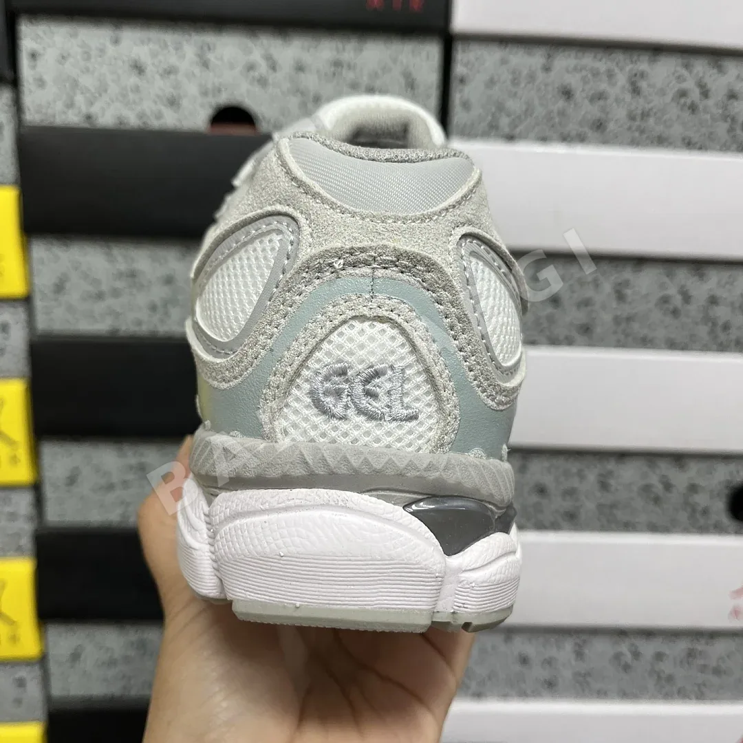 아식스 [RT] 젤 NYC 1203A663-101 200363 Asics Gel-NYC Cream Cloud Grey 상세 이미지 4
