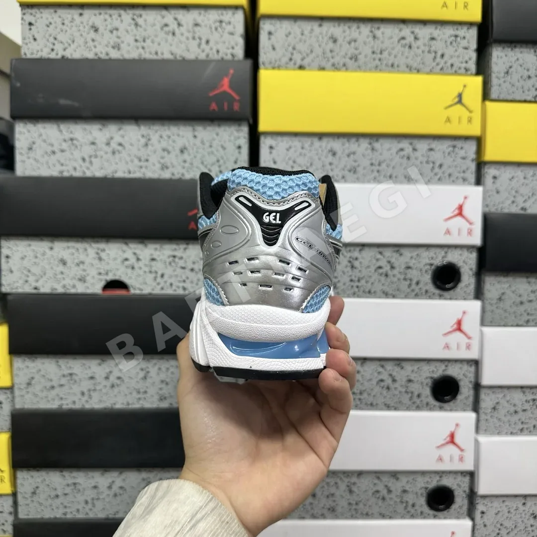 아식스 [LZ] 젤 카야노 14 1203A537-400 200607 Asics Gel Kayano 14 Arctic Sky Pure Silver 상세 이미지 9