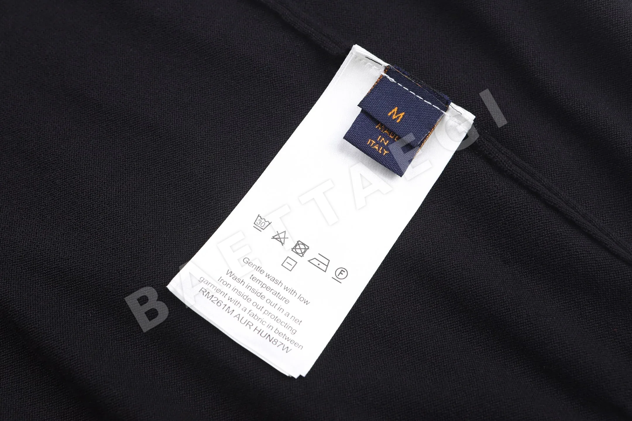 루이비통 자카드 로고 코튼 크루넥 스웨터 상세 이미지 9