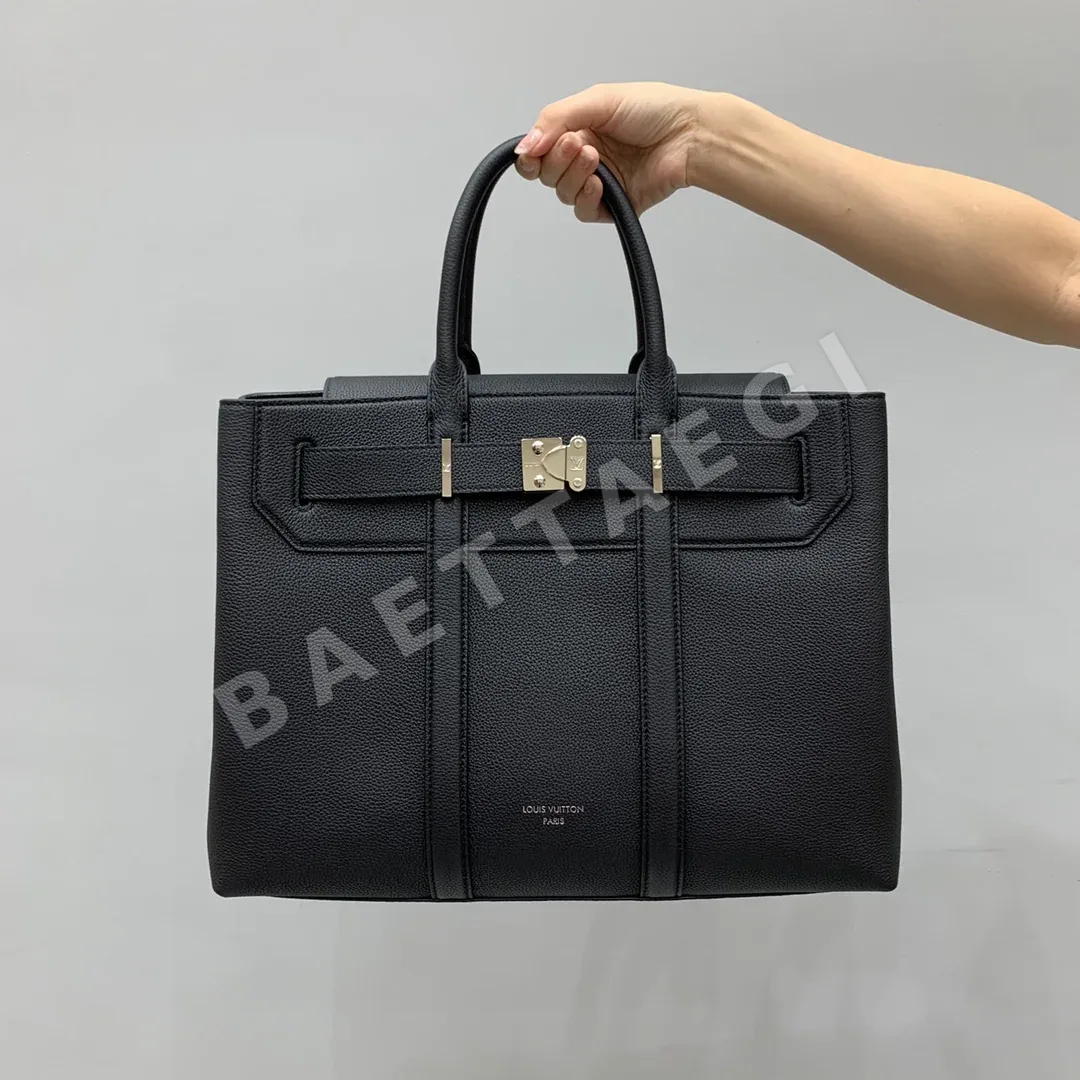 루이비통 키프 토트백 M23153