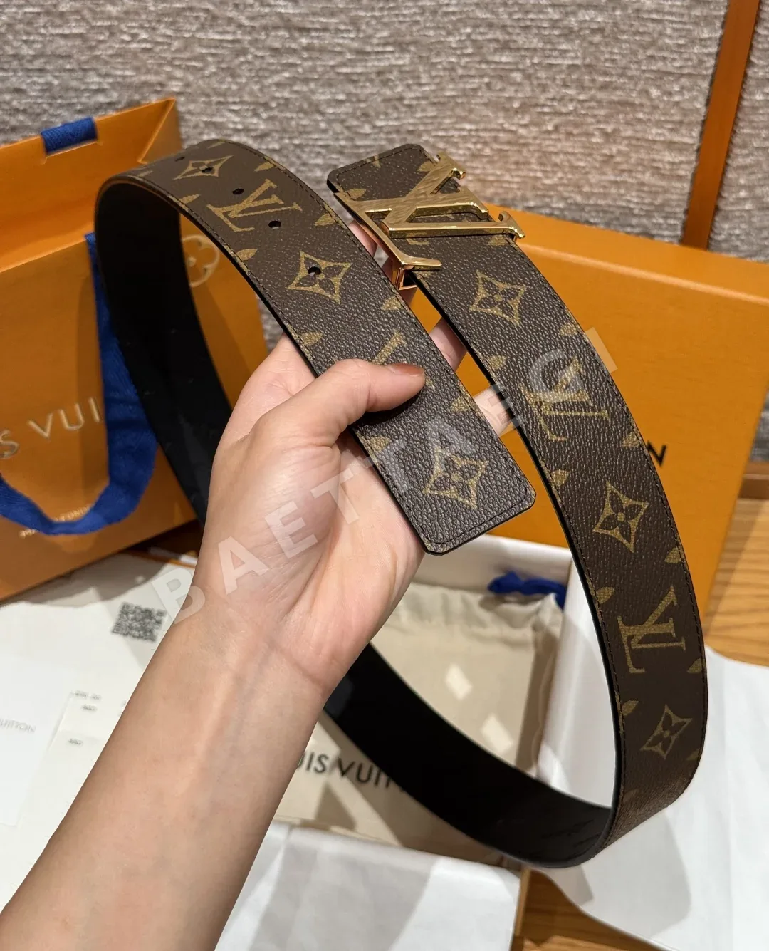 루이비통 플라워 패턴 40mm 리버서블 벨트 상세 이미지 5
