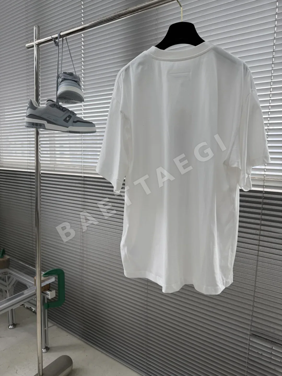 마르지엘라 프린트 크루넥 반팔 티셔츠 상세 이미지 8