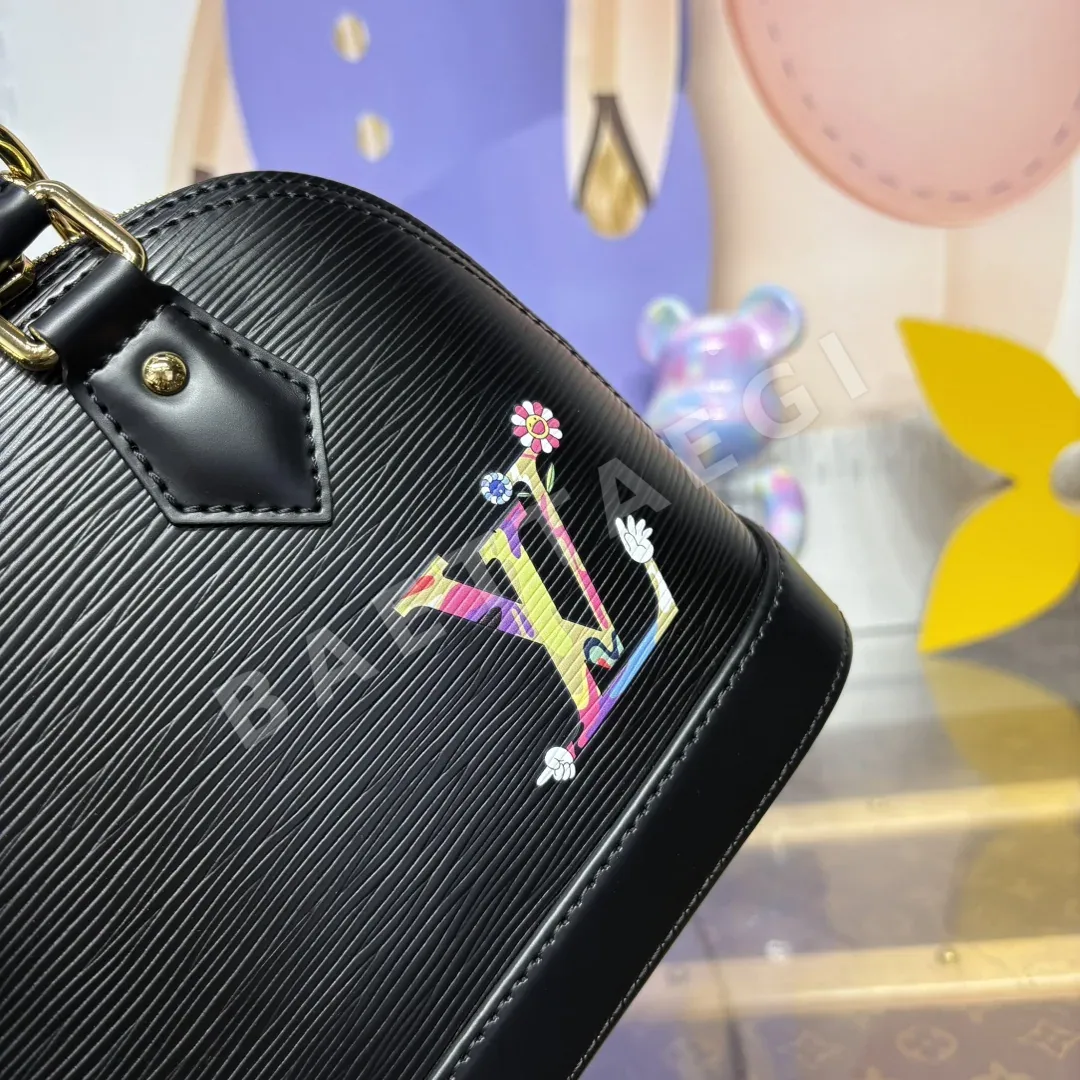 루이비통 울트라 플랫 팬더 장식 알마 BB 가방 M13670 상세 이미지 6