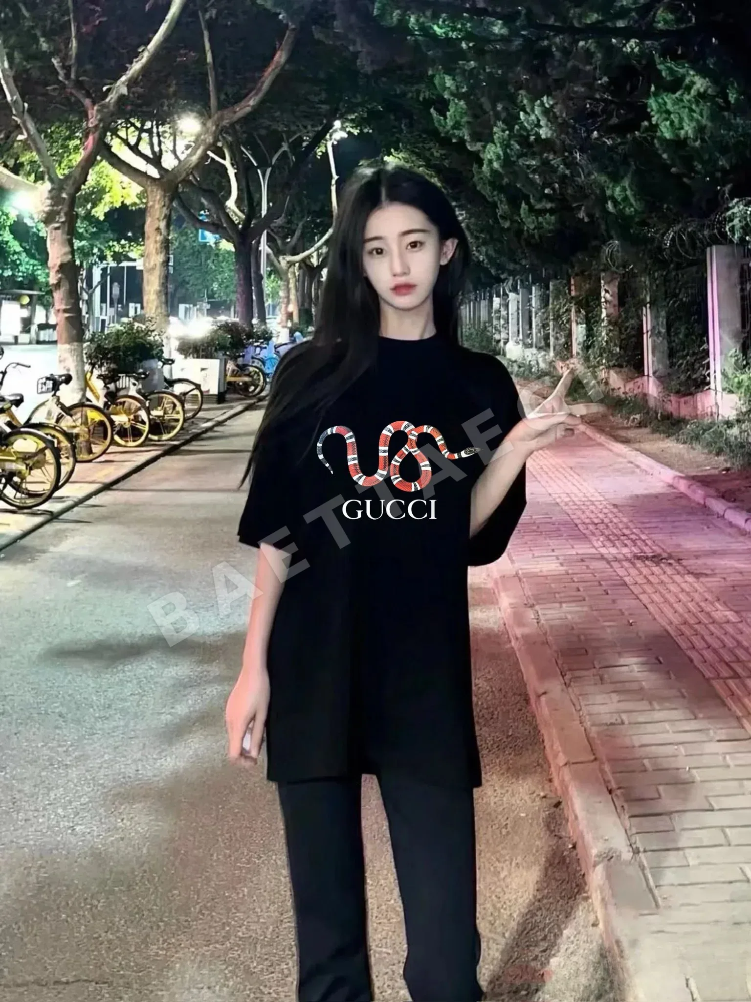 구찌 뱀의 해 한정 반팔 티셔츠 상세 이미지 4