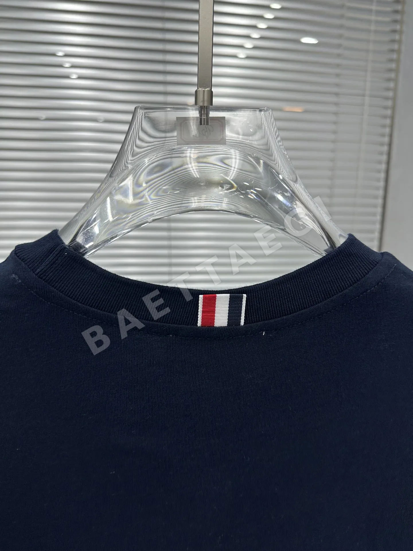 톰브라운 남성 더블 니트 실 염색 반팔 티셔츠 상세 이미지 8