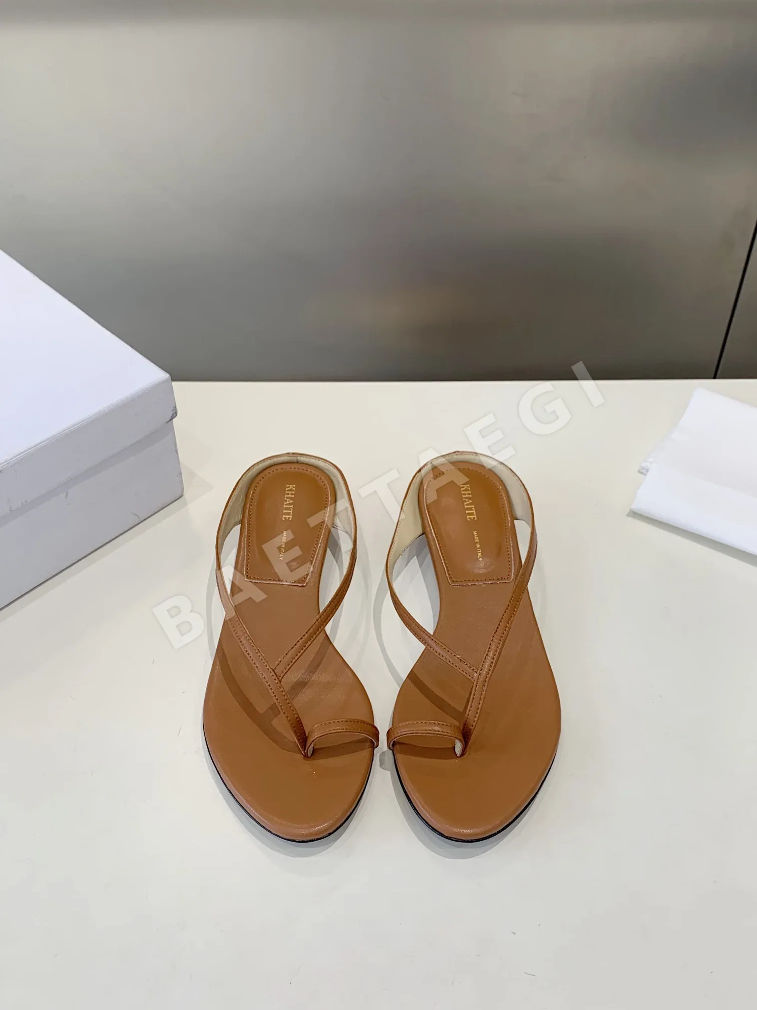 케이트 로우힐 비치 샌들 118852