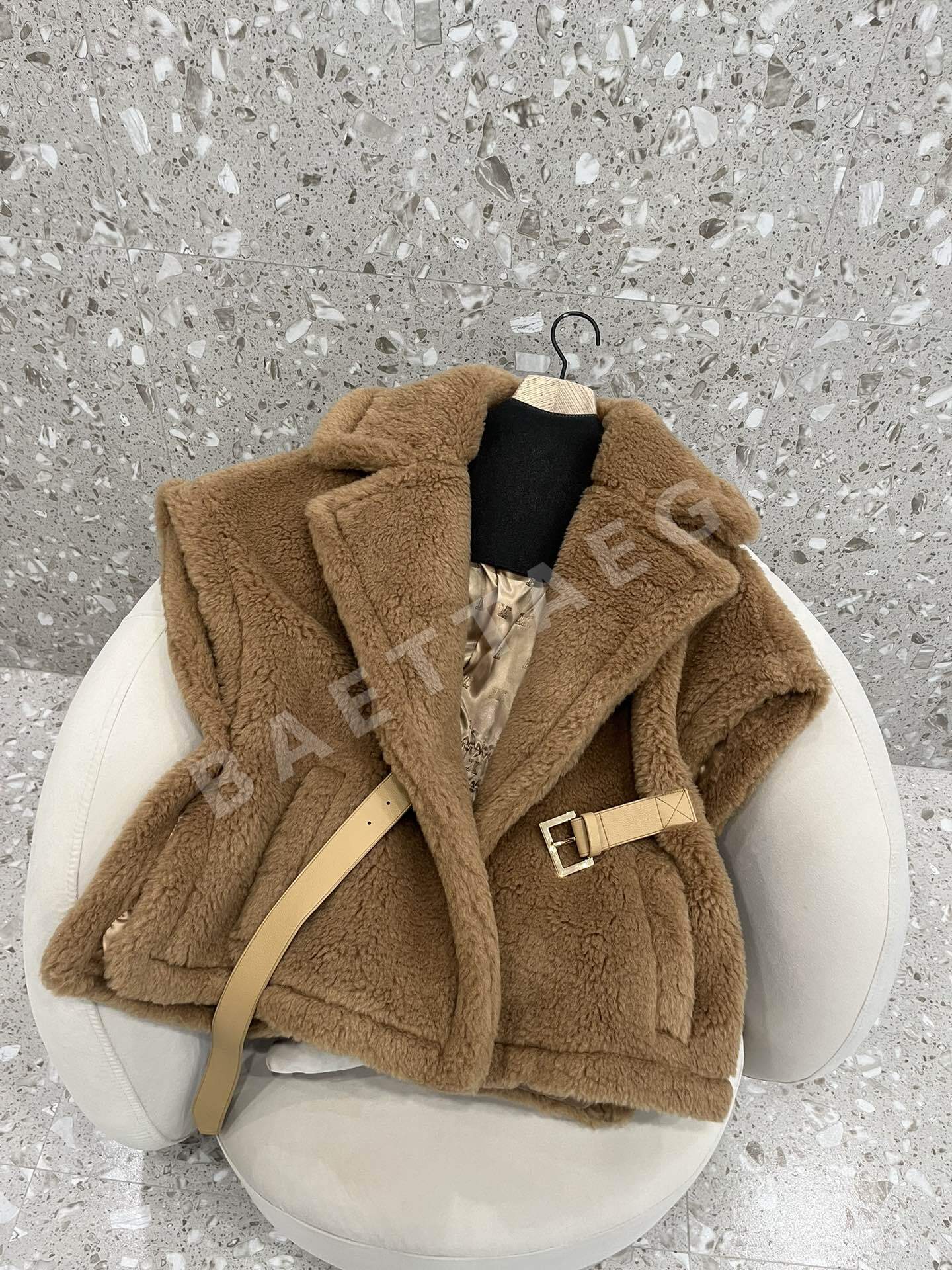 막스마라 테디 베어 울 케이프 자켓 상세 이미지 8