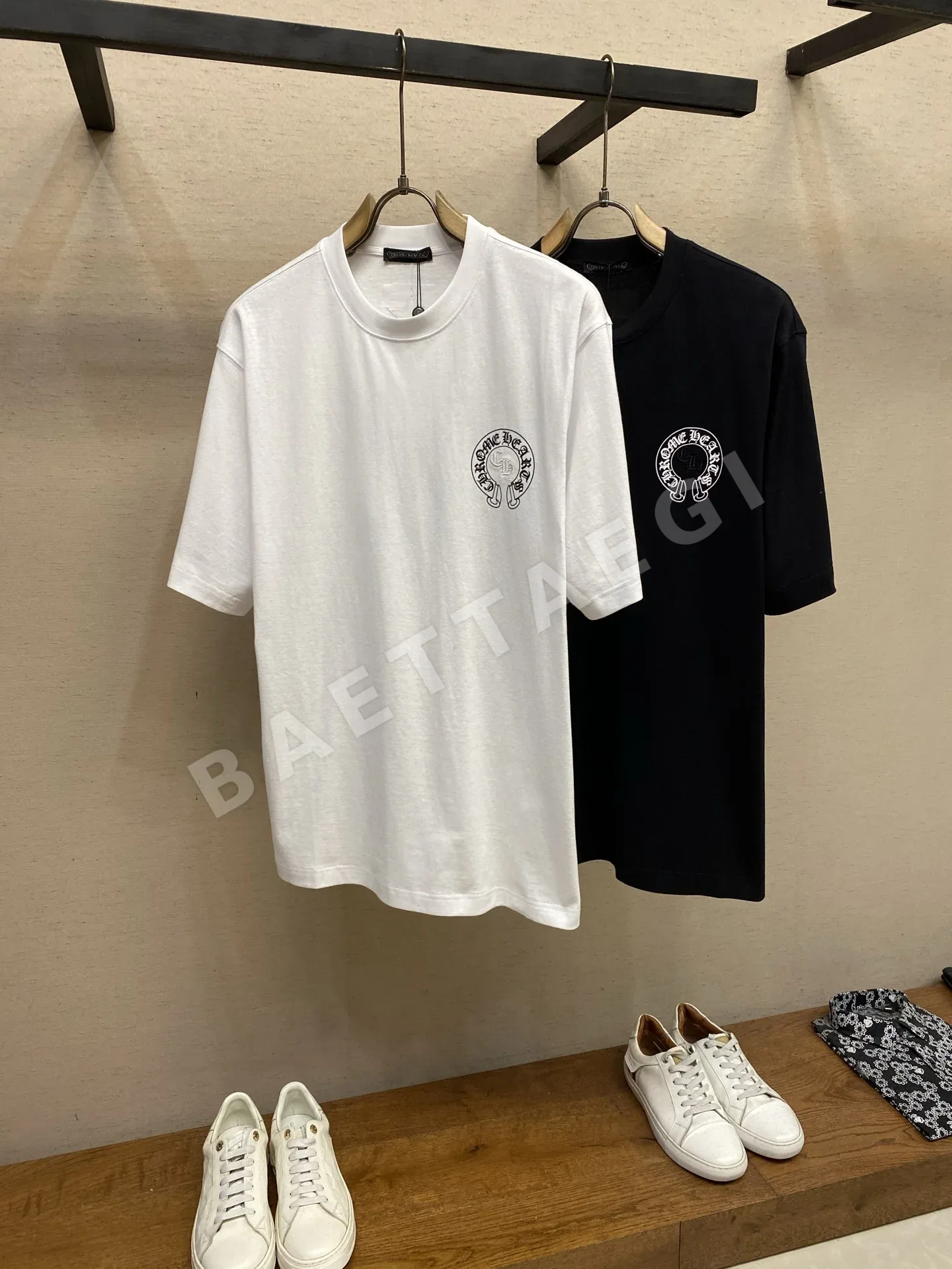 크롬하츠 남여공용 코튼 프린트 반팔 티셔츠 상세 이미지 3